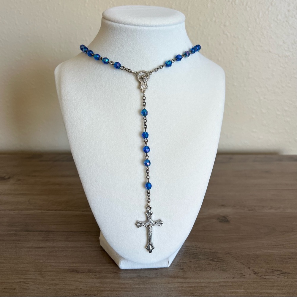 Rosary Cross Silver Tone Iridescent Blue Bead Virgin Mary Center Necklace